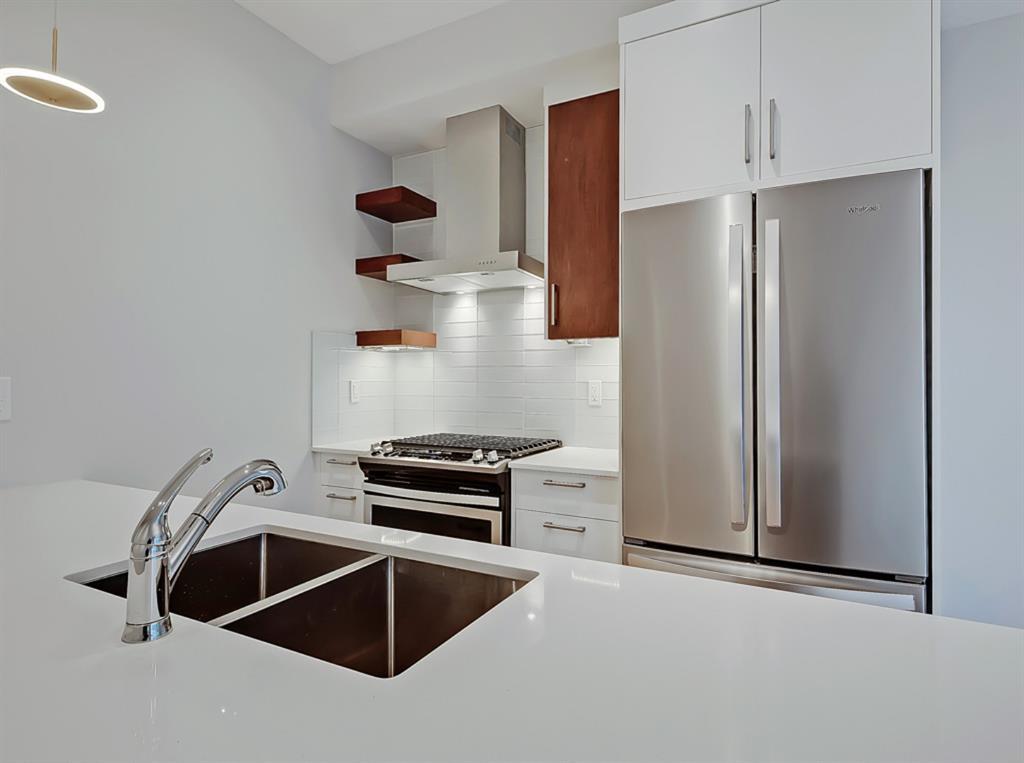 kitchen the jade townhmes calgary